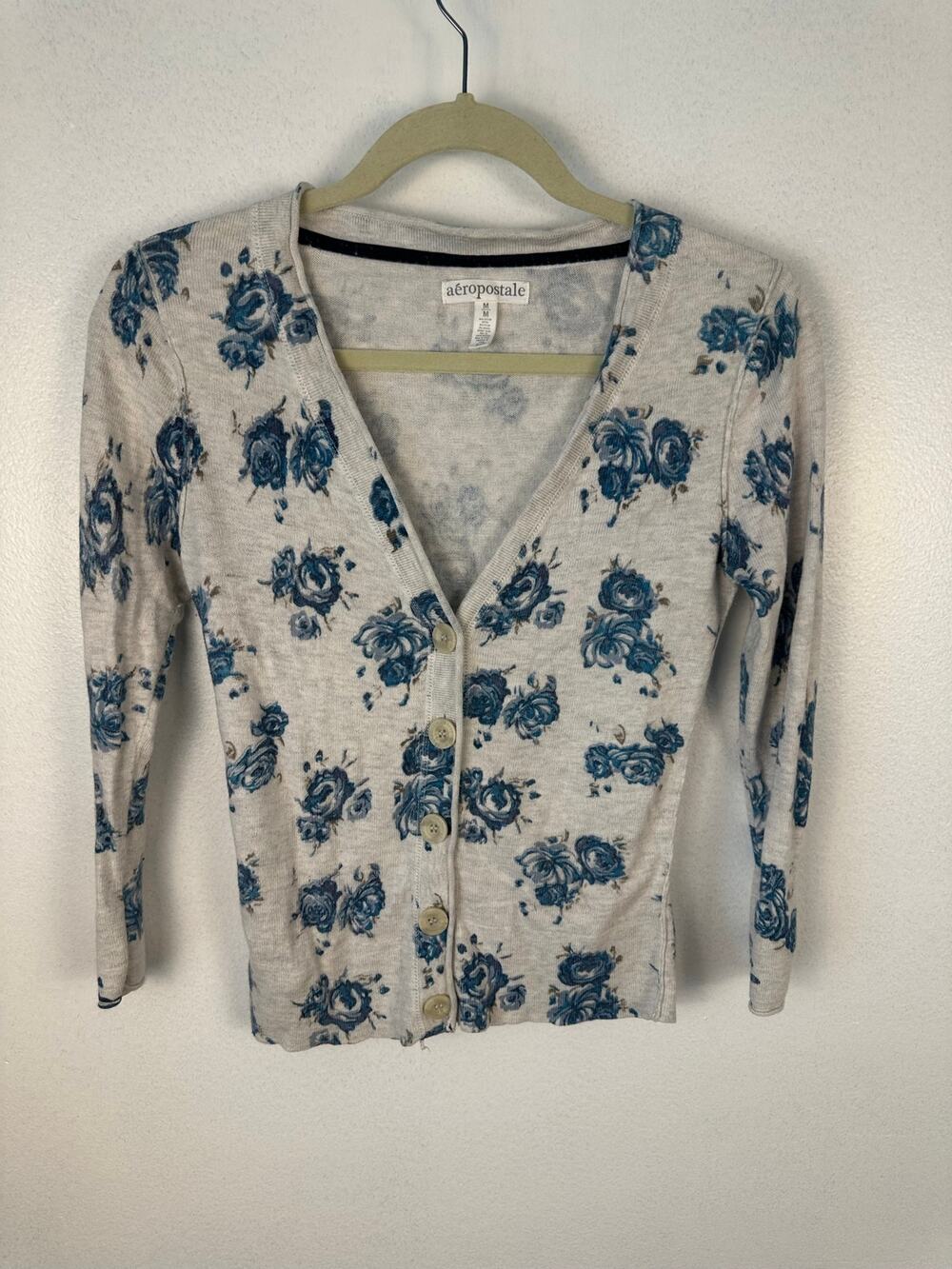 Aéropostale  women's V-neck cardigan beige/dark blue floral button-front Medium